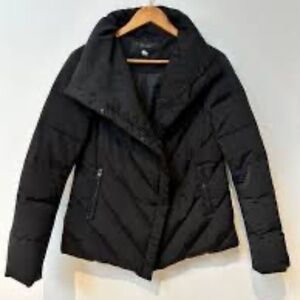 Zara Asymmetrical Zip Up Black Puffer Down Jacket Medium